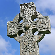 Celtic cross in the graveyard of Cill Chriosd / Kilchrist Church, a ruined former parish church of Strathaird on the Isle of Skye, Highlands, Scotland, UK